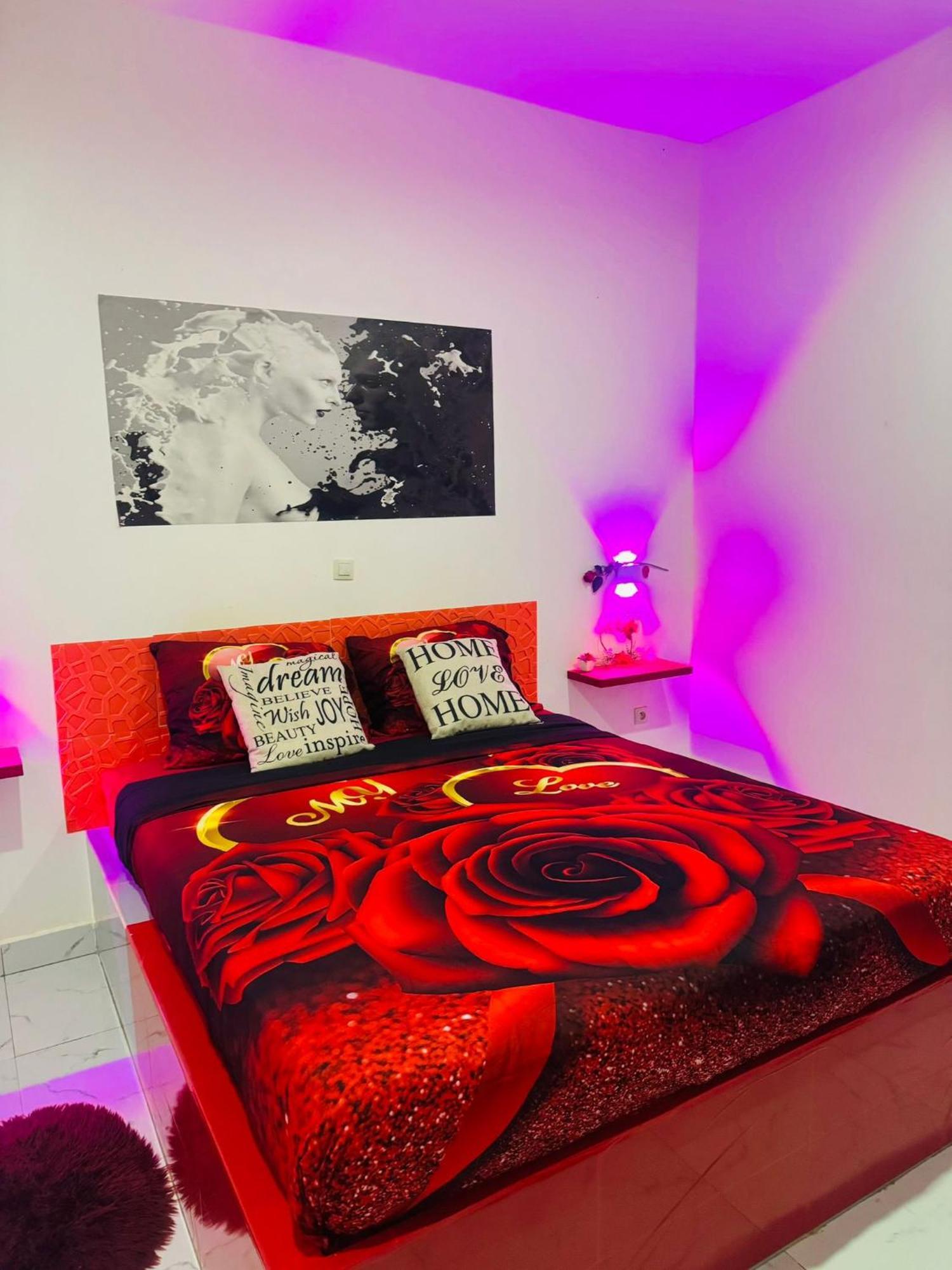 Grace House Jacuzzi Bed and Breakfast Saly Portudal Buitenkant foto